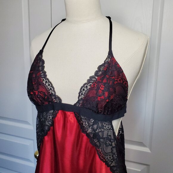 In Bloom Lace-Trim Satin Chemise in Red and Black Size S Bundle Deal - Picture 3 of 9
